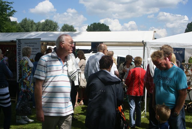 2012-06-10 Braderie Schollebos